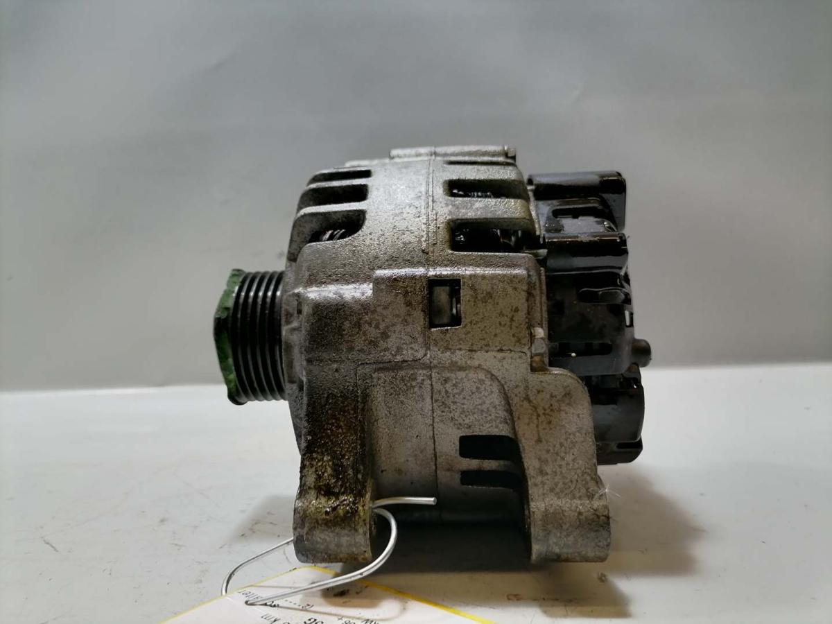 Peugeot 2006+ original Lichtmaschine Generator 1,4 55KW Bj.2010 Peugeot 2006+ original Lichtmaschine Generator 1,4 55KW Bj.2010